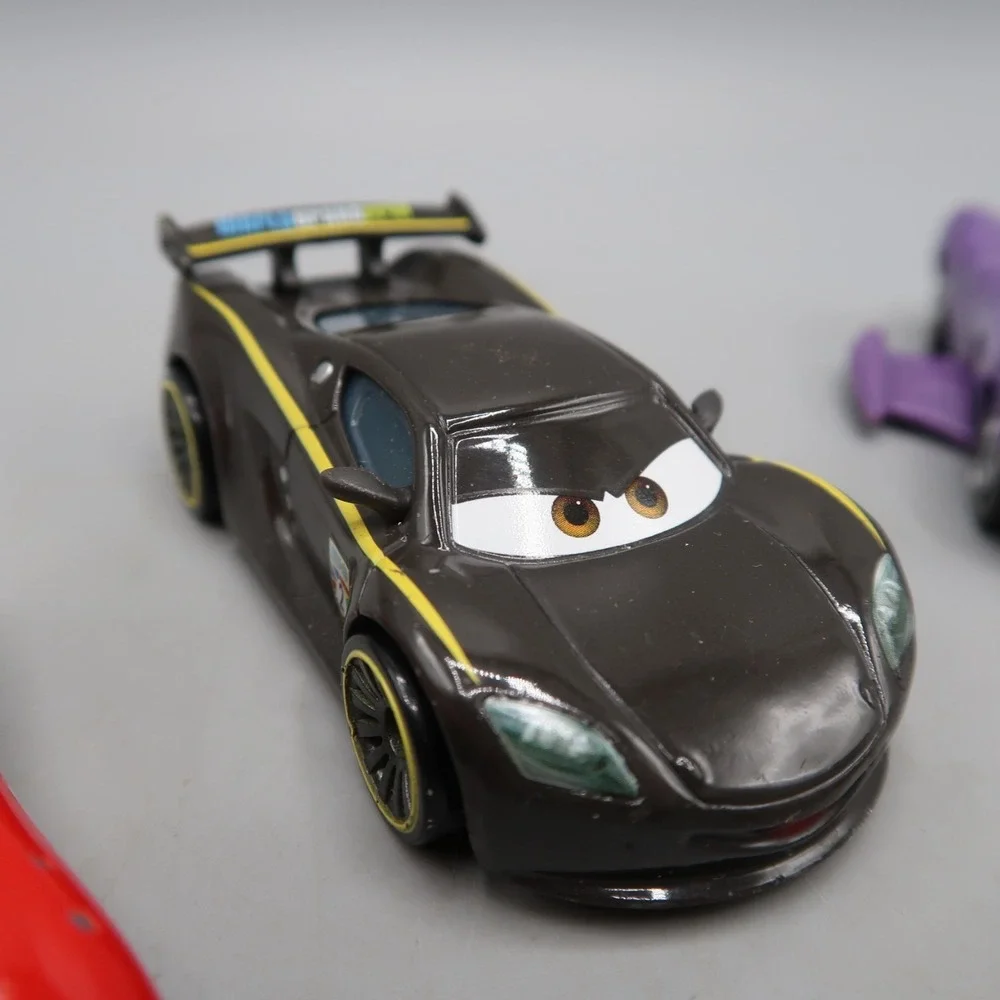 Disney Pixar Cars 2 Lewis Hamilton Racer McQueen Holley Shiftwell Francesco Lot